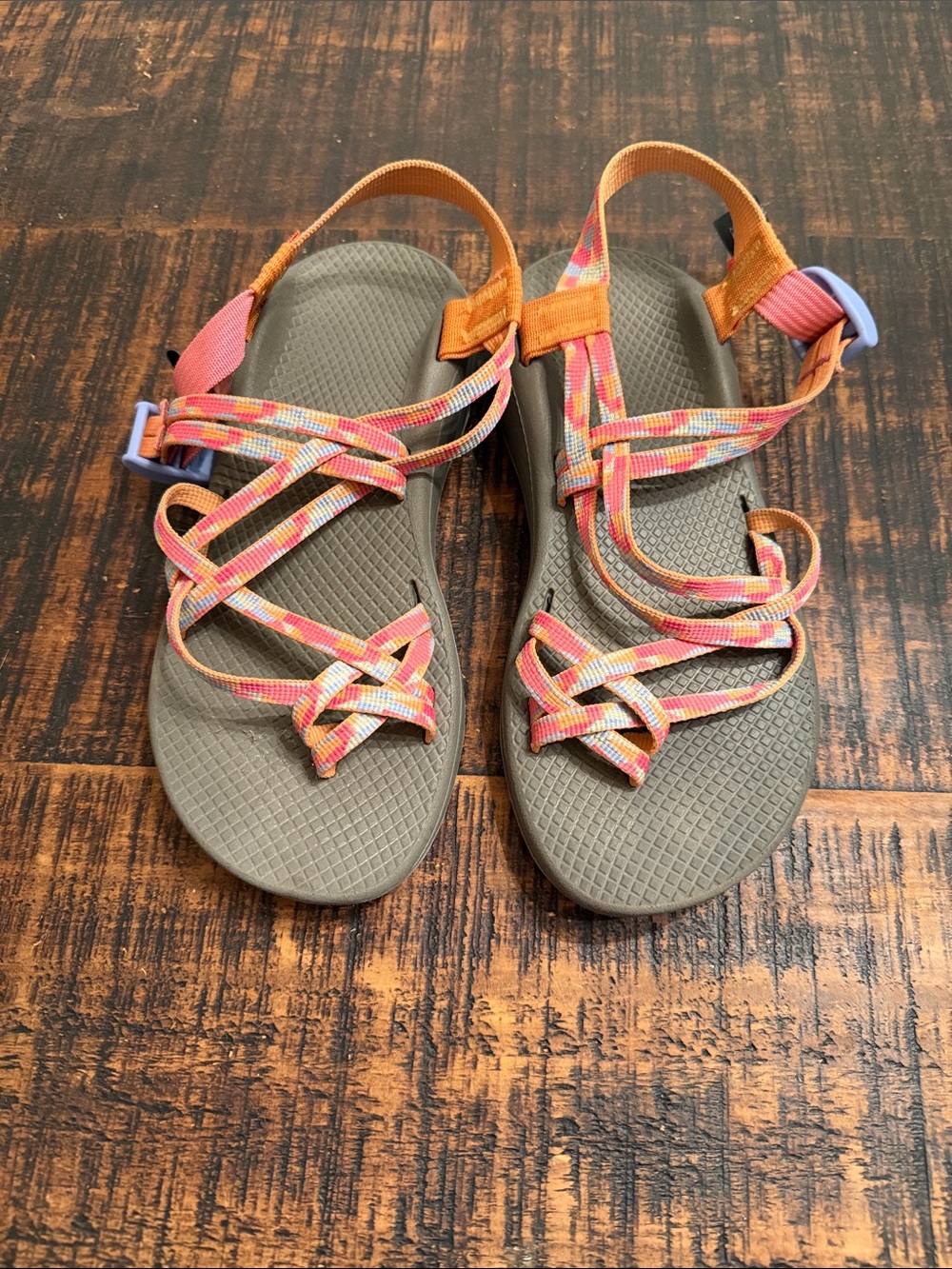 Chaco Cloud - Strappy Women’s Sandals in Pink and Orange